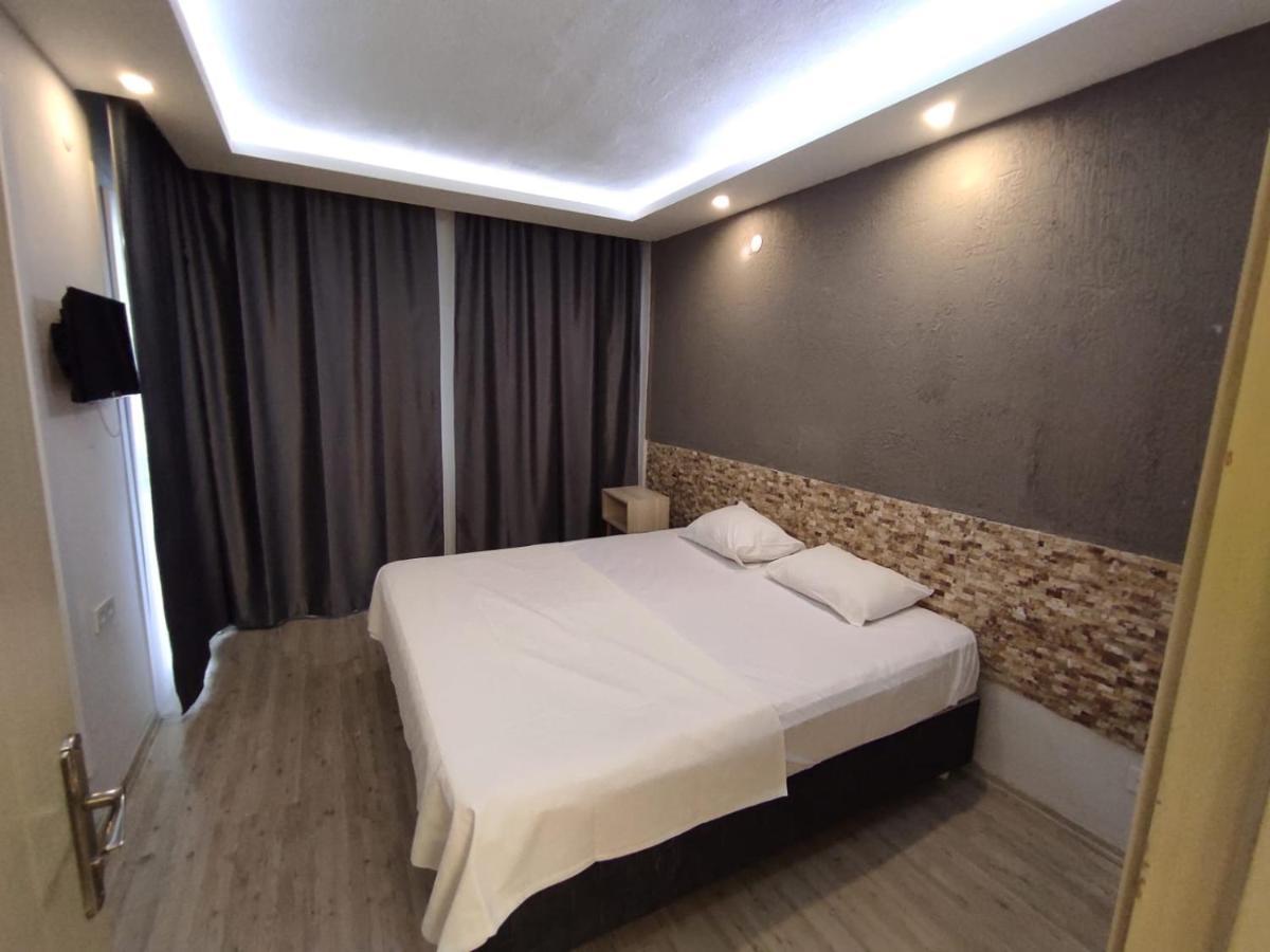 1989 Hotel Sebat Çeşme 외부 사진