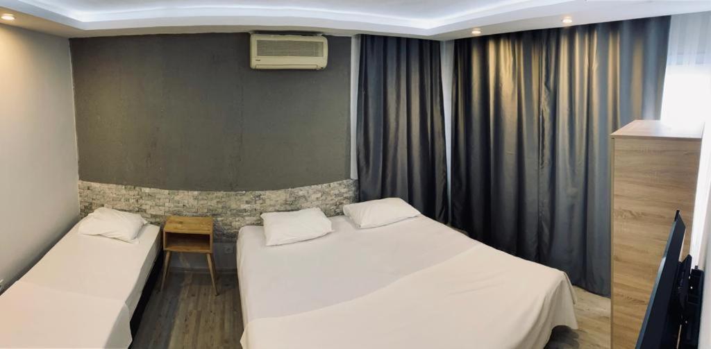1989 Hotel Sebat Çeşme 외부 사진