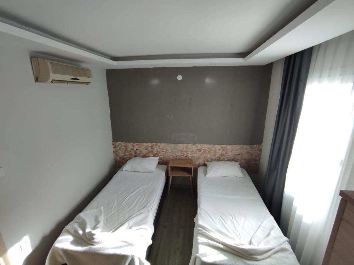 1989 Hotel Sebat Çeşme 외부 사진
