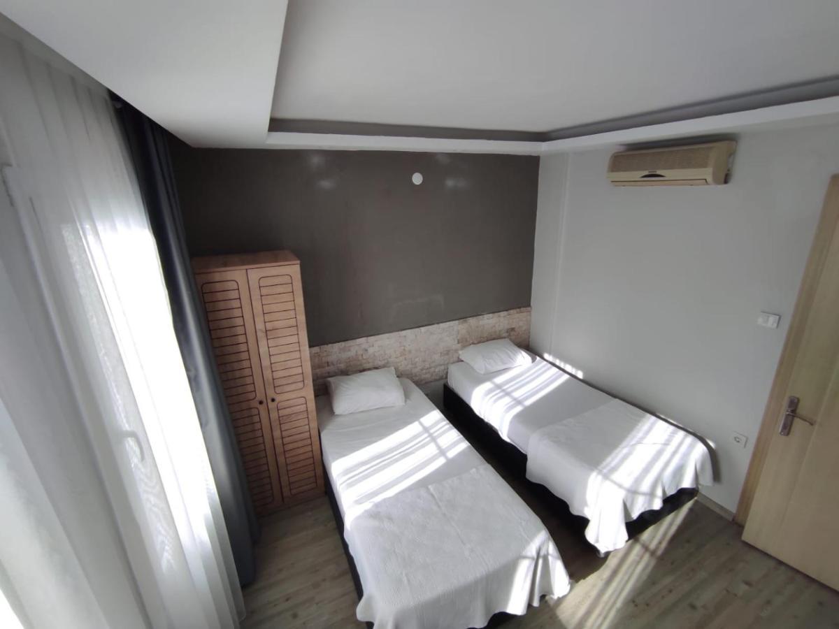 1989 Hotel Sebat Çeşme 외부 사진